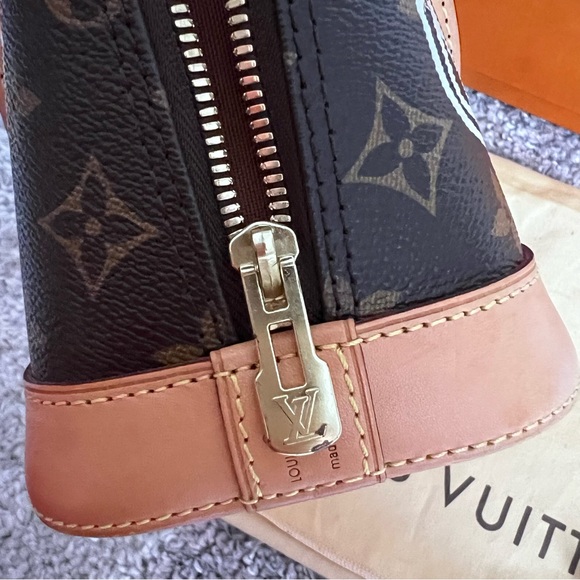 LOUIS VUITTON Louis Vuitton Handbag Shoulder Bag Monogram Nicholas Jesquile Alma - Picture 6 of 11